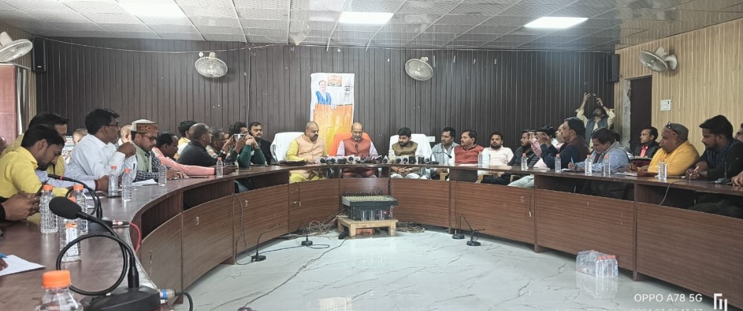 पूरा देश बोल रहा मोदी का परिवार: सुरेश्वर सिंह