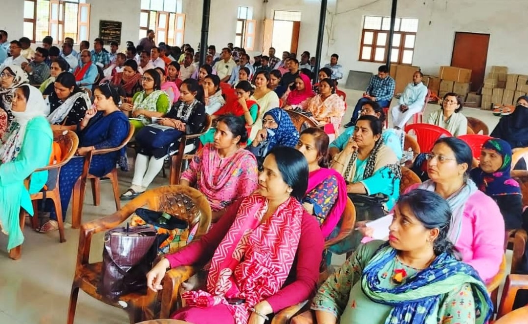 प्रबंधन समिति का क्षमता संवर्धन प्रशिक्षण को पहनाया अमली जामा