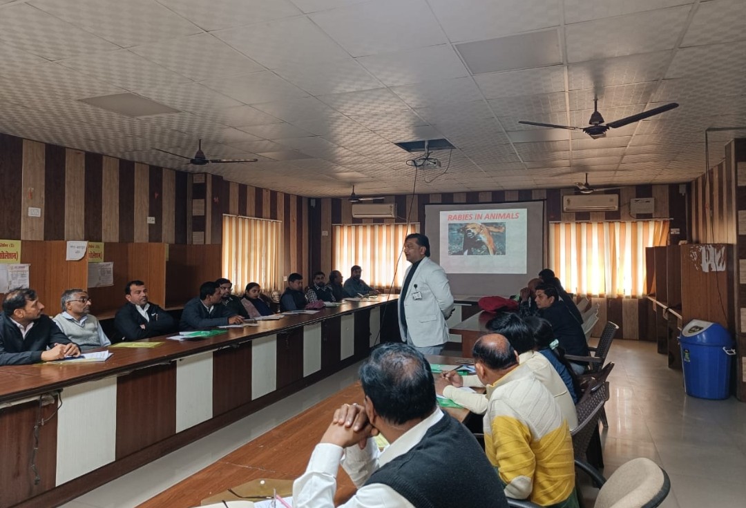 कुत्ता सहित अन्य स्तनधारी जानवरों के काटने पर अवश्य लगवाएँ एन्टी रैबीज का टीका