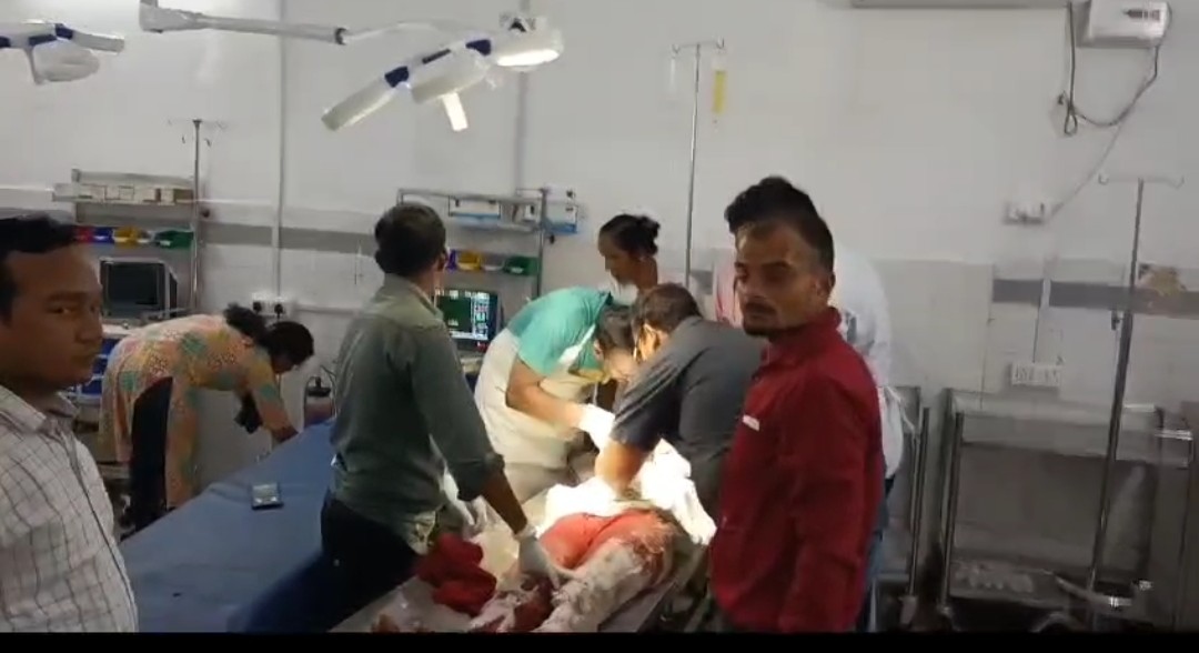 सौतेले पिता ने गला काट कर अपनी बेटी को उतारा मौत के घाट