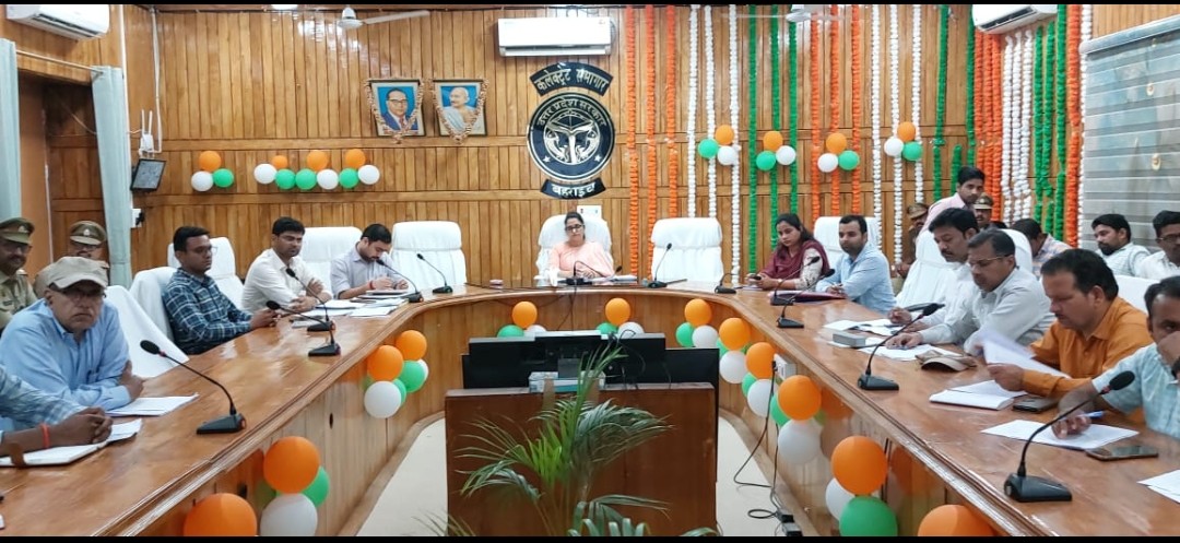 डीएम की अध्यक्षता में सम्पन्न हुआ स्टैटिक सर्विलांस टीमों का प्रशिक्षण