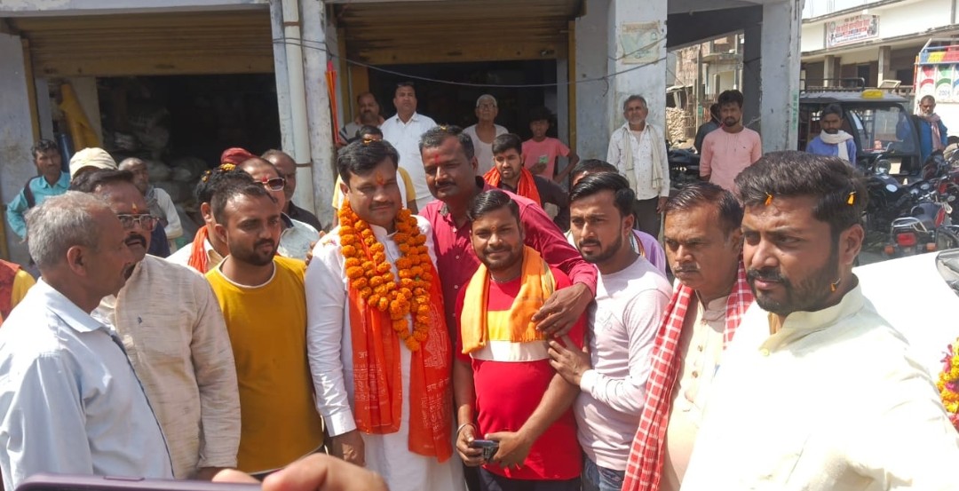 भाजपा सांसद प्रत्यासी आनंद गौड़ ने किया विधानसभा बलहा क्षेत्र का भ्रमण