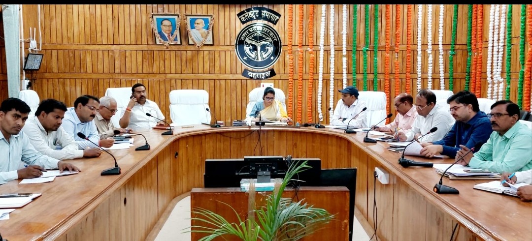 ईडीसी व पोस्टल बैलेट तथा बुज़ुर्ग व दिव्यांग मतदाताओं के मतदान हेतु प्रशिक्षित किये गये कार्मिक