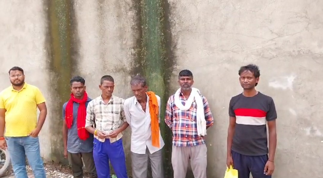 अलग अलग सड़क हादसे में दो की मौत, एक घायल