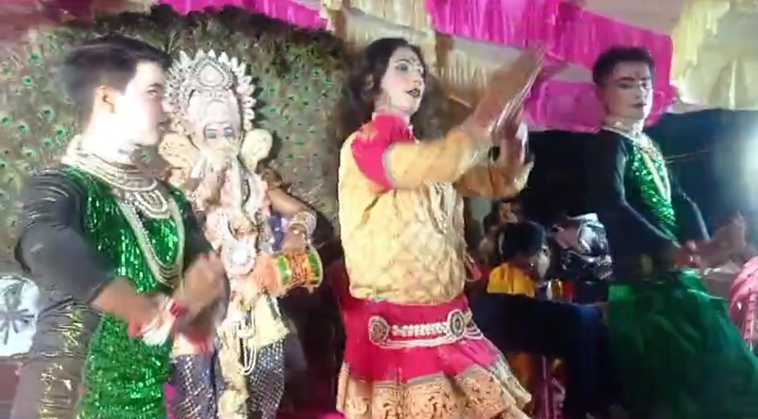 श्री कृष्ण का छठी महोत्सव पर रात भर थिरके ग्रामीण