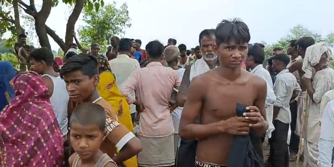 नाले में डूबकर ममेरे भाई और बहन की हुई मौत