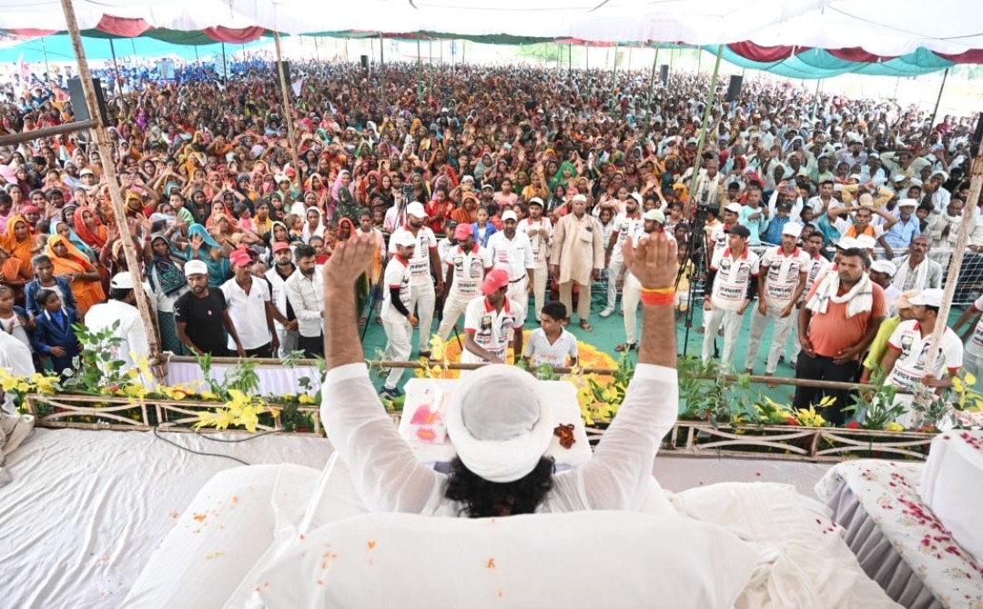 सत्संग से विवेक जागृत होता है