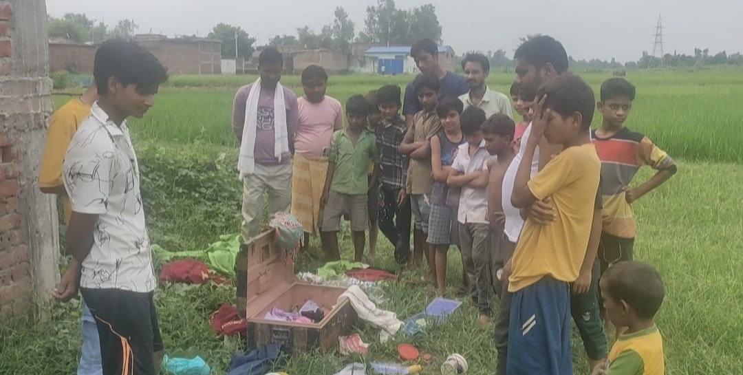 थाना रिसिया क्षेत्र अंतर्गत चोरों का आतंक