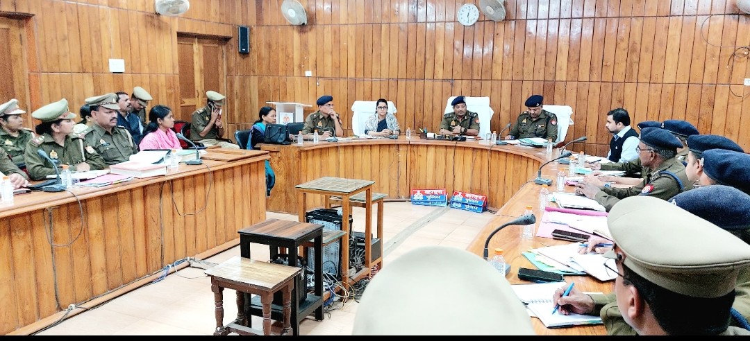 कानून एवं शान्ति व्यवस्था पुलिस प्रशासन की शीर्ष प्राथमिकता: डीआईजी