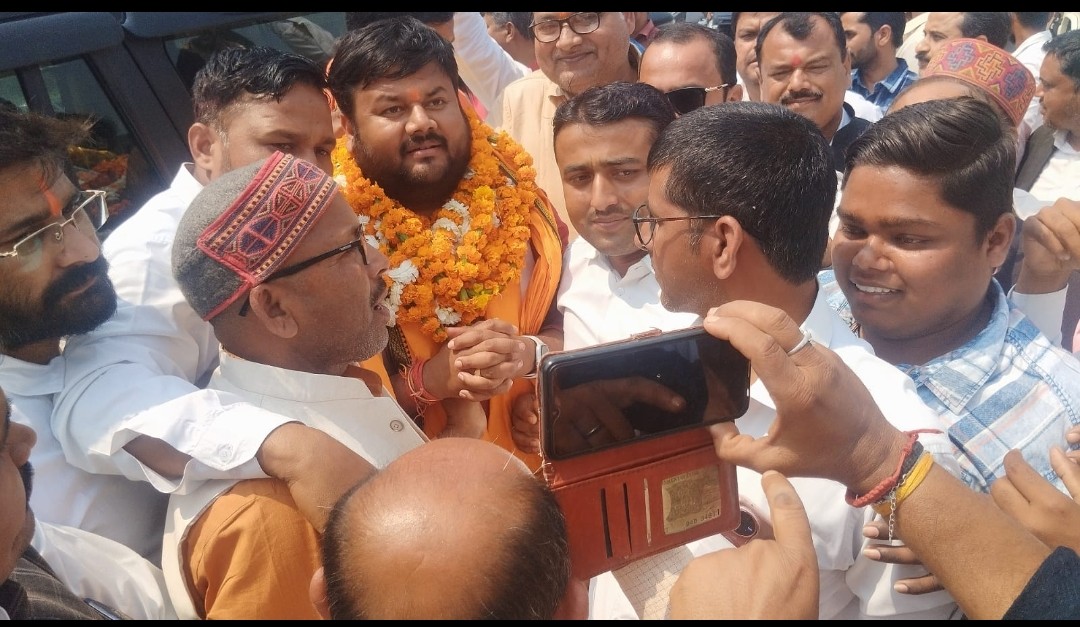 नव नियुक्त भाजपा जिला अध्यक्ष का अधिवक्ताओं ने किया भव्य स्वागत