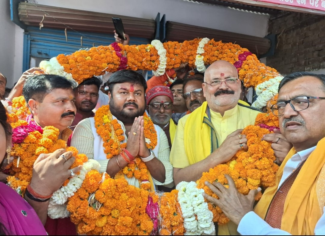 नवनियुक्त जिला अध्यक्ष बृजेश पाण्डेय का बाबागंज में हुआ जोरदार स्वागत